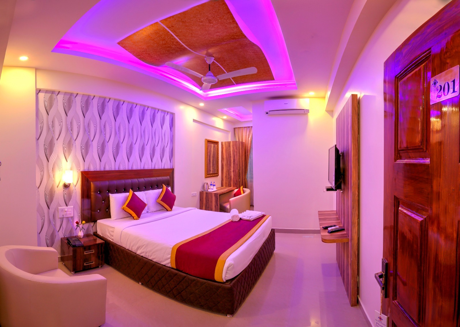 Royal Deluxe Room